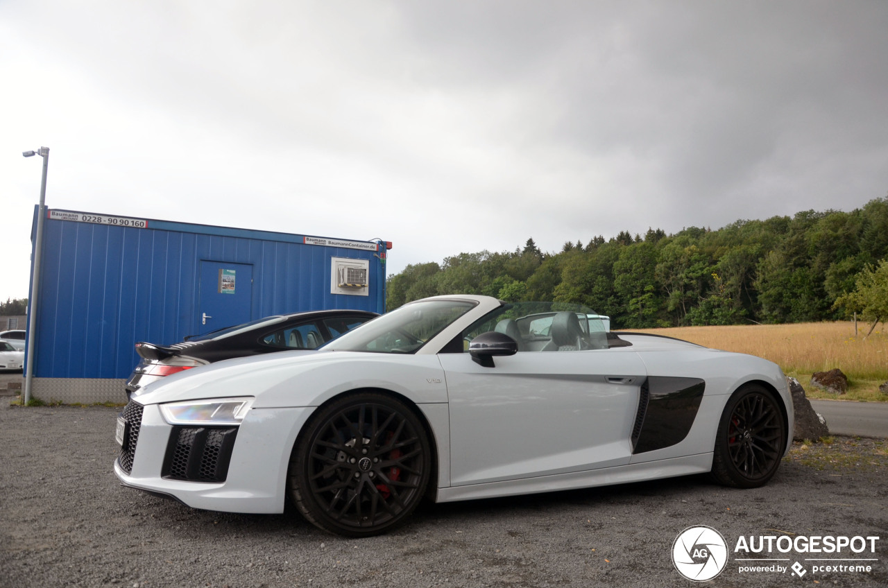 Audi R8 V10 Spyder 2016