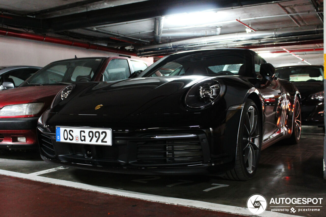 Porsche 992 Carrera 4S Cabriolet