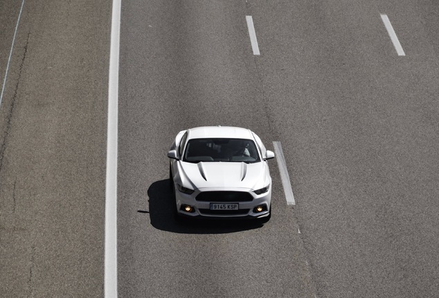 Ford Mustang GT 2015 Black Shadow Edition