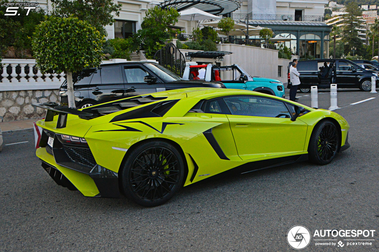 Lamborghini Aventador LP750-4 SuperVeloce