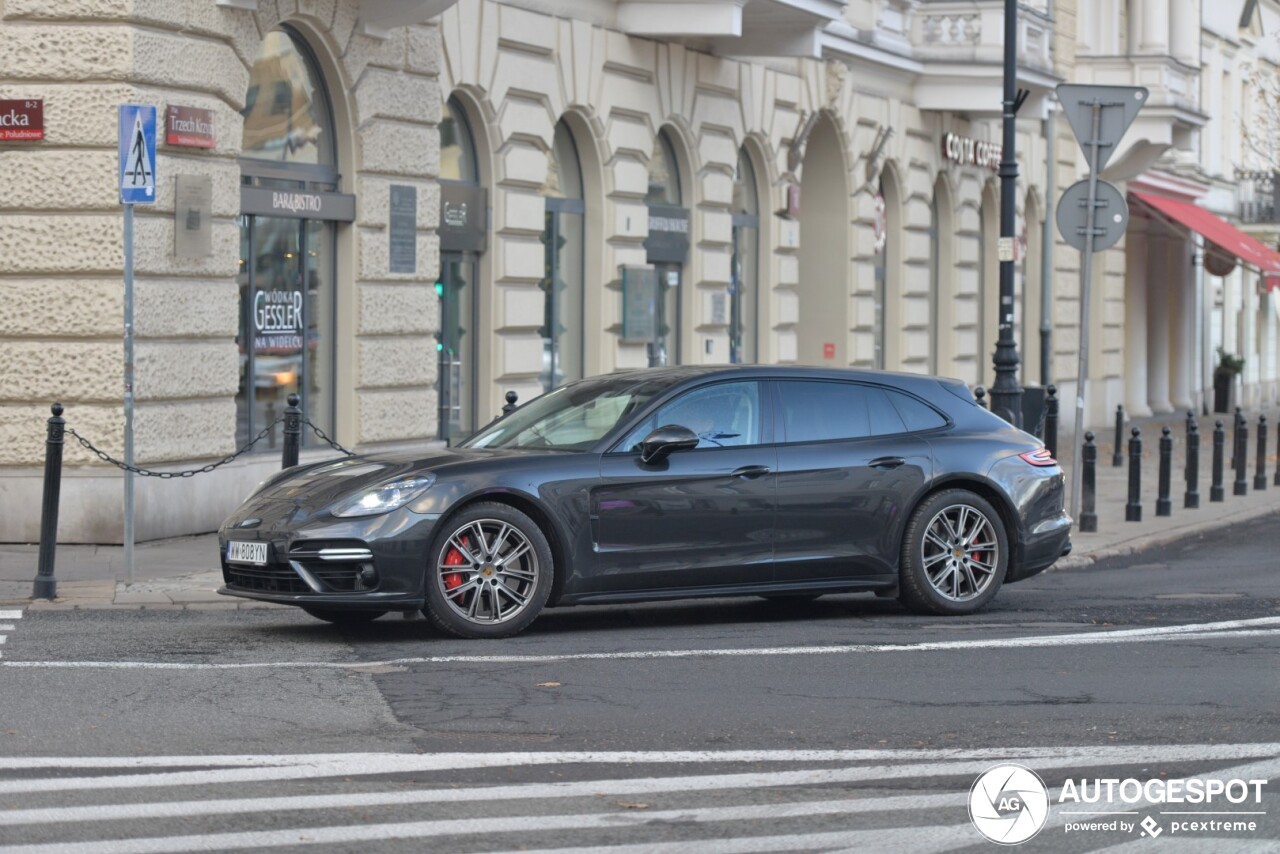 Porsche 971 Panamera Turbo Sport Turismo