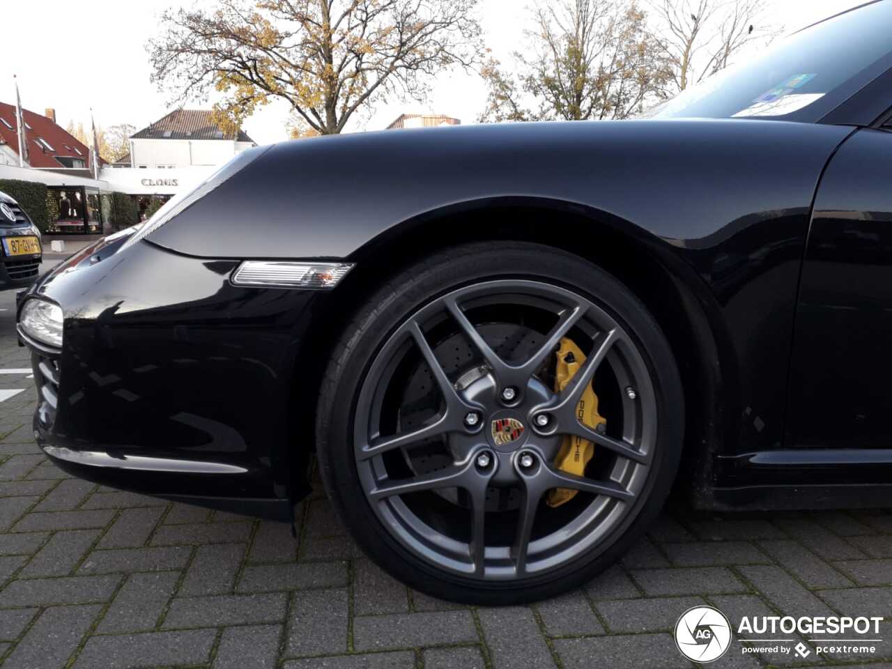 Porsche 997 Carrera 4S MkII Pon Edition