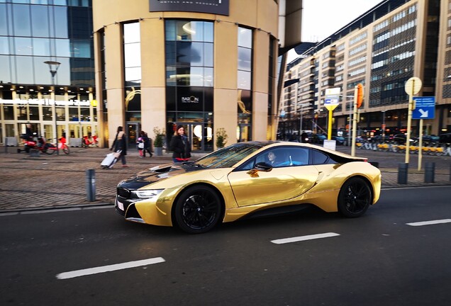 BMW i8