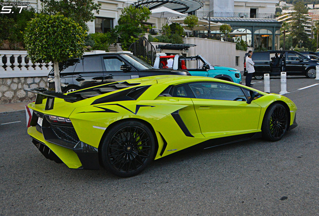 Lamborghini Aventador LP750-4 SuperVeloce