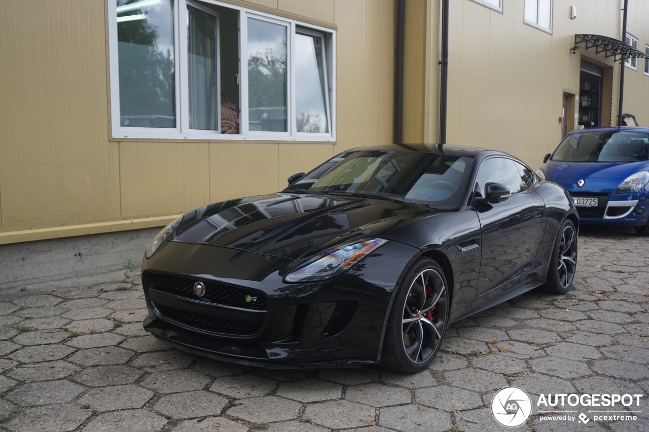 Jaguar F-TYPE R Coupé