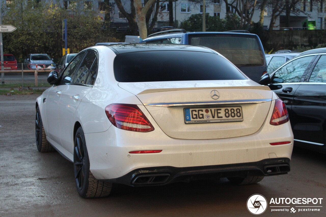 Mercedes-AMG E 63 S W213