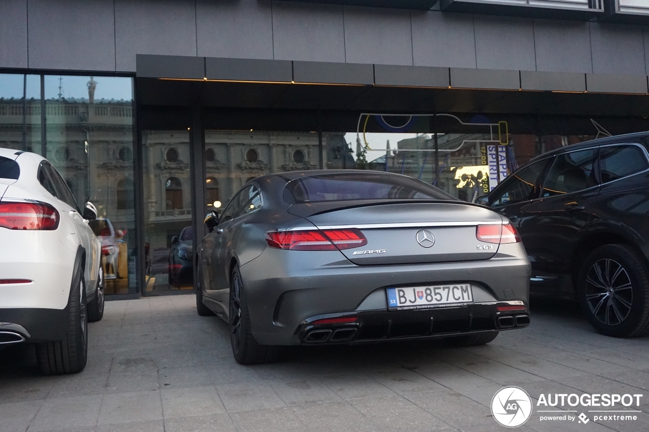 Mercedes-AMG S 63 Coupé C217 2018 Yellow Night Edition