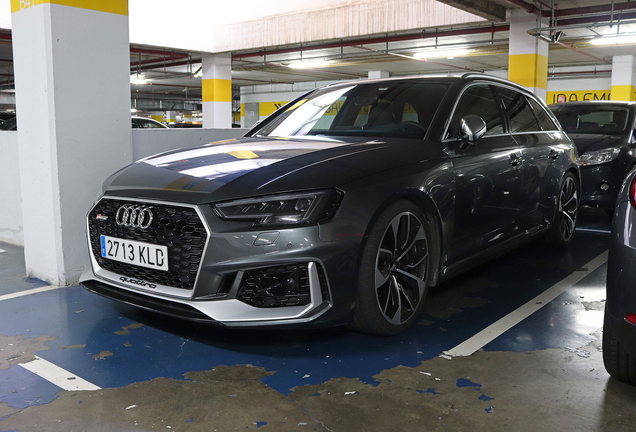 Audi RS4 Avant B9