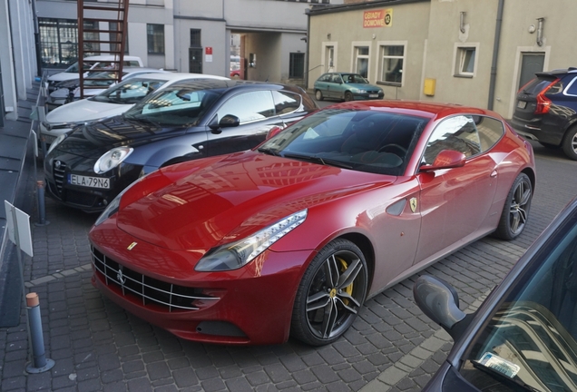 Ferrari FF