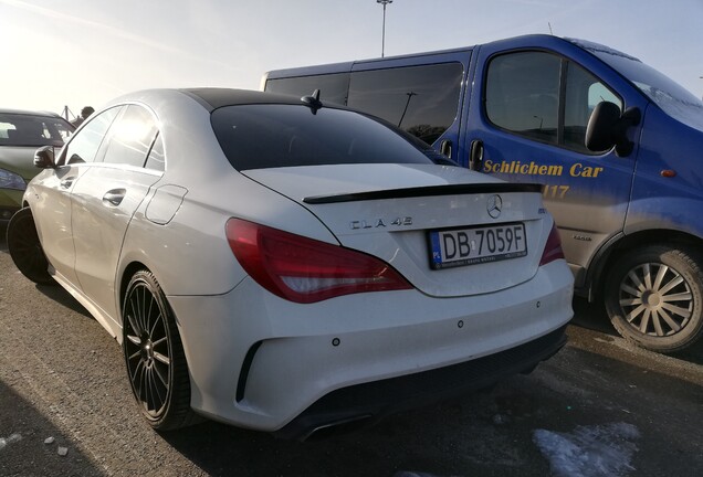 Mercedes-Benz CLA 45 AMG C117