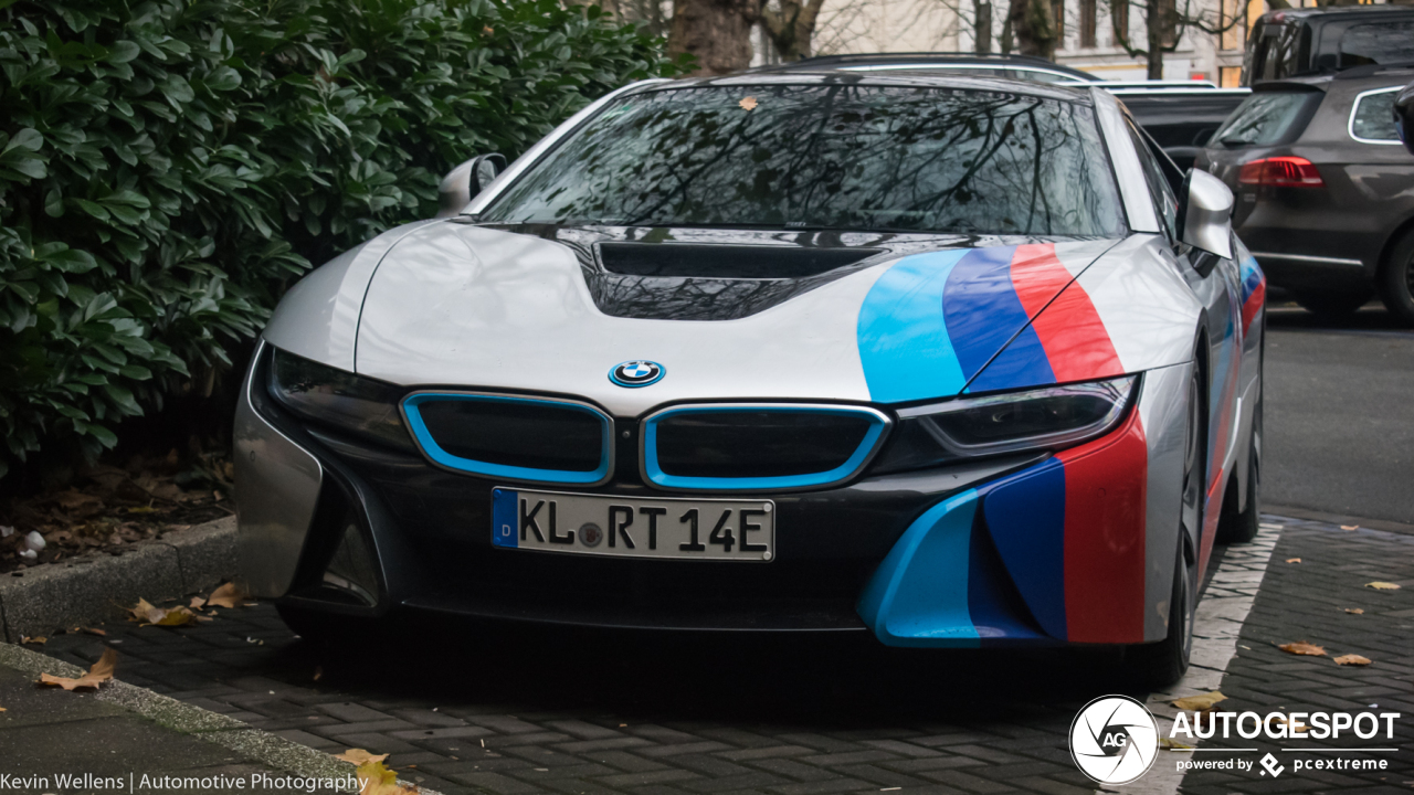 BMW i8