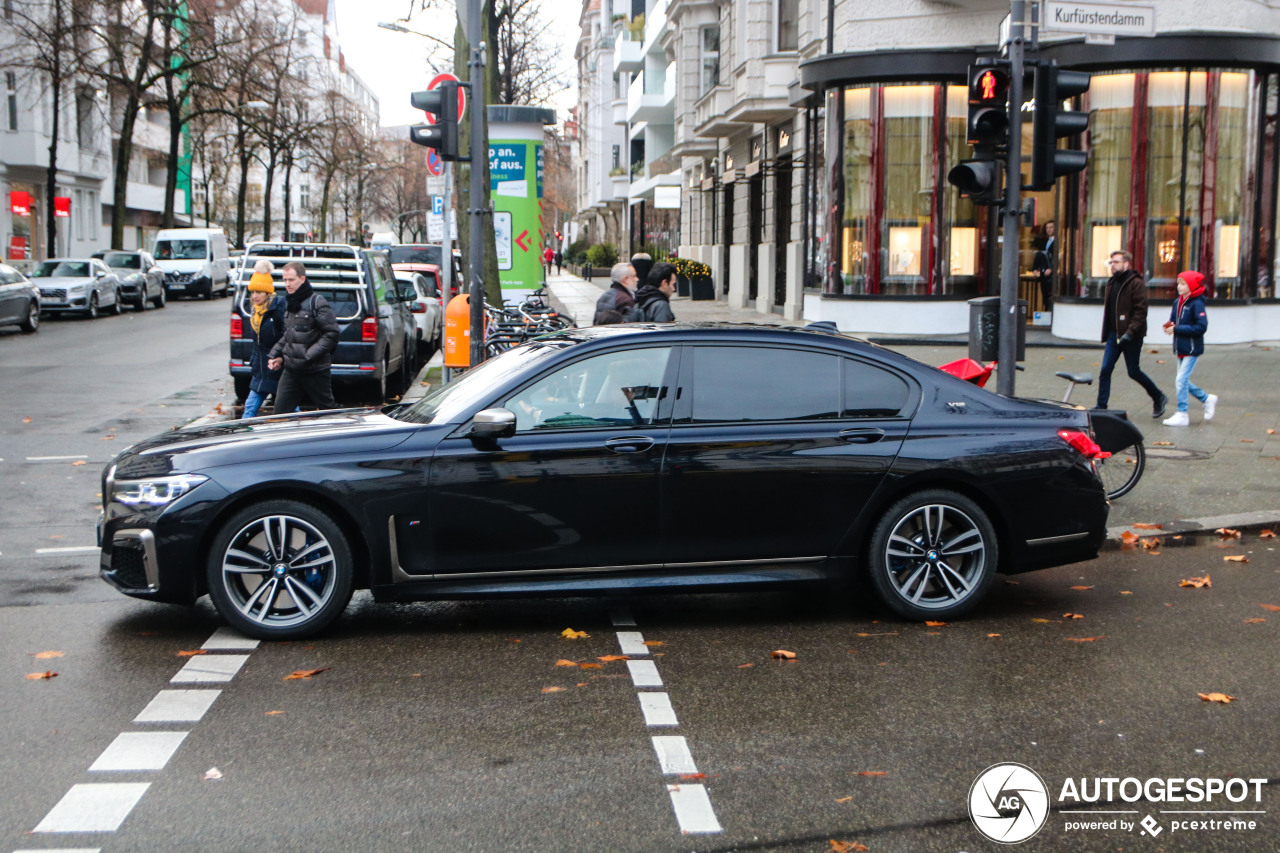 BMW M760Li xDrive 2019