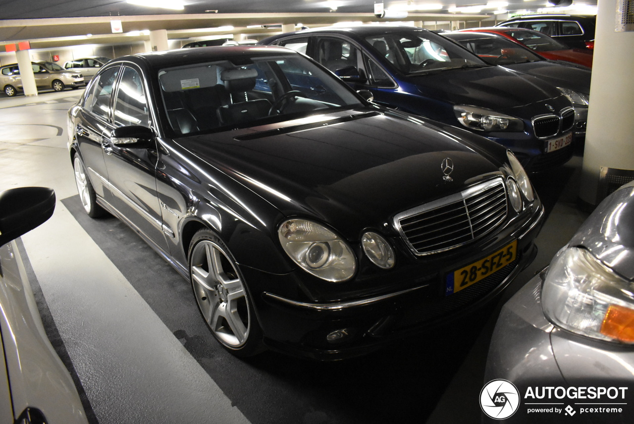 Mercedes-Benz E 55 AMG