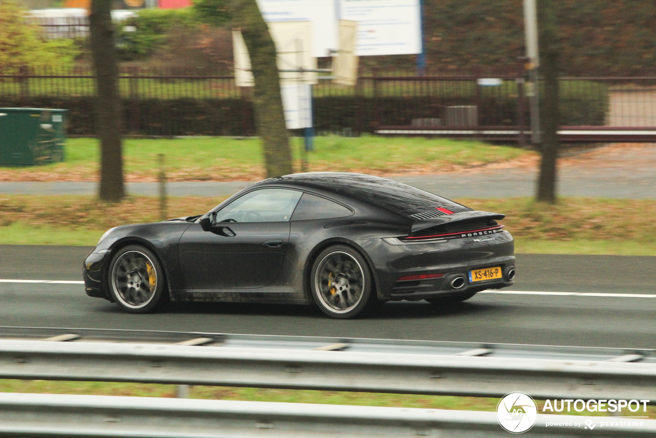 Porsche 992 Carrera 4S