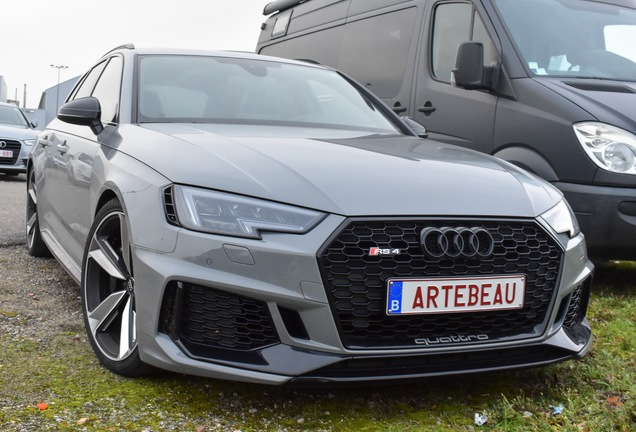 Audi RS4 Avant B9