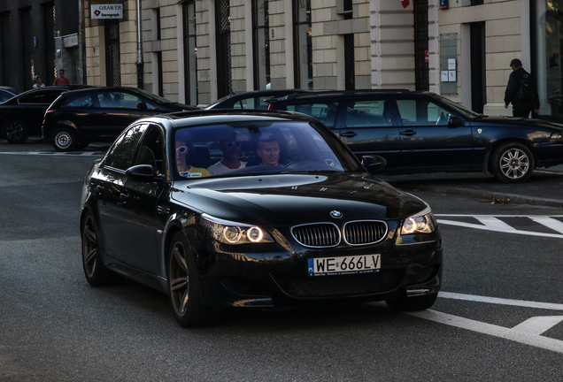 BMW M5 E60 2007