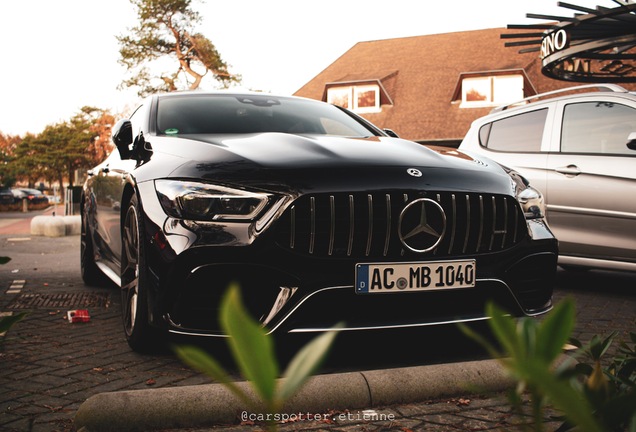 Mercedes-AMG GT 63 S X290