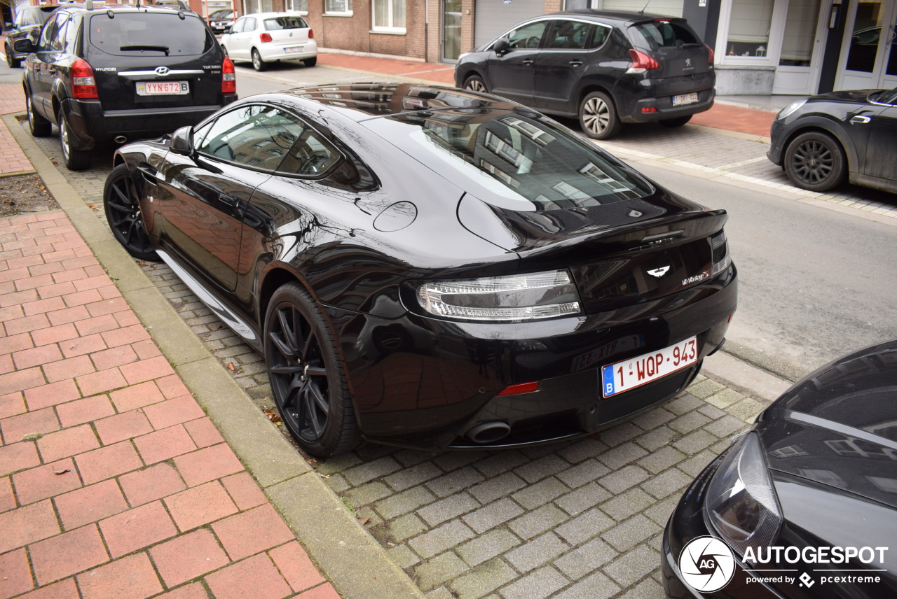 Aston Martin V12 Vantage S