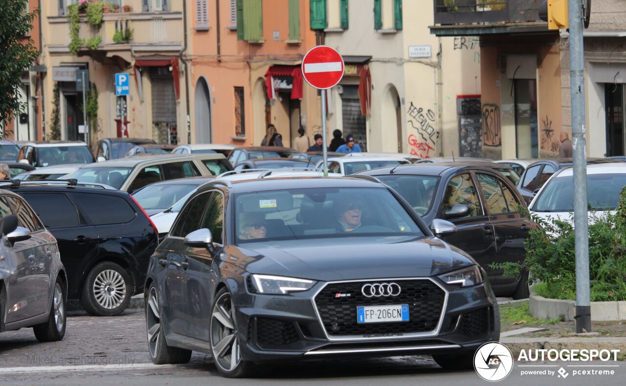 Audi RS4 Avant B9