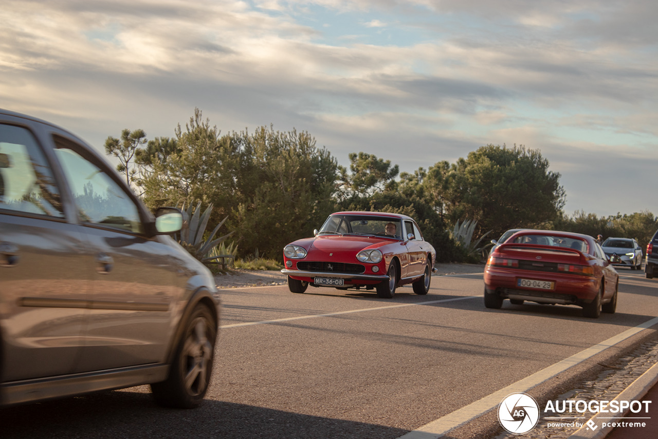 Ferrari 330 GT 2+2 Series I