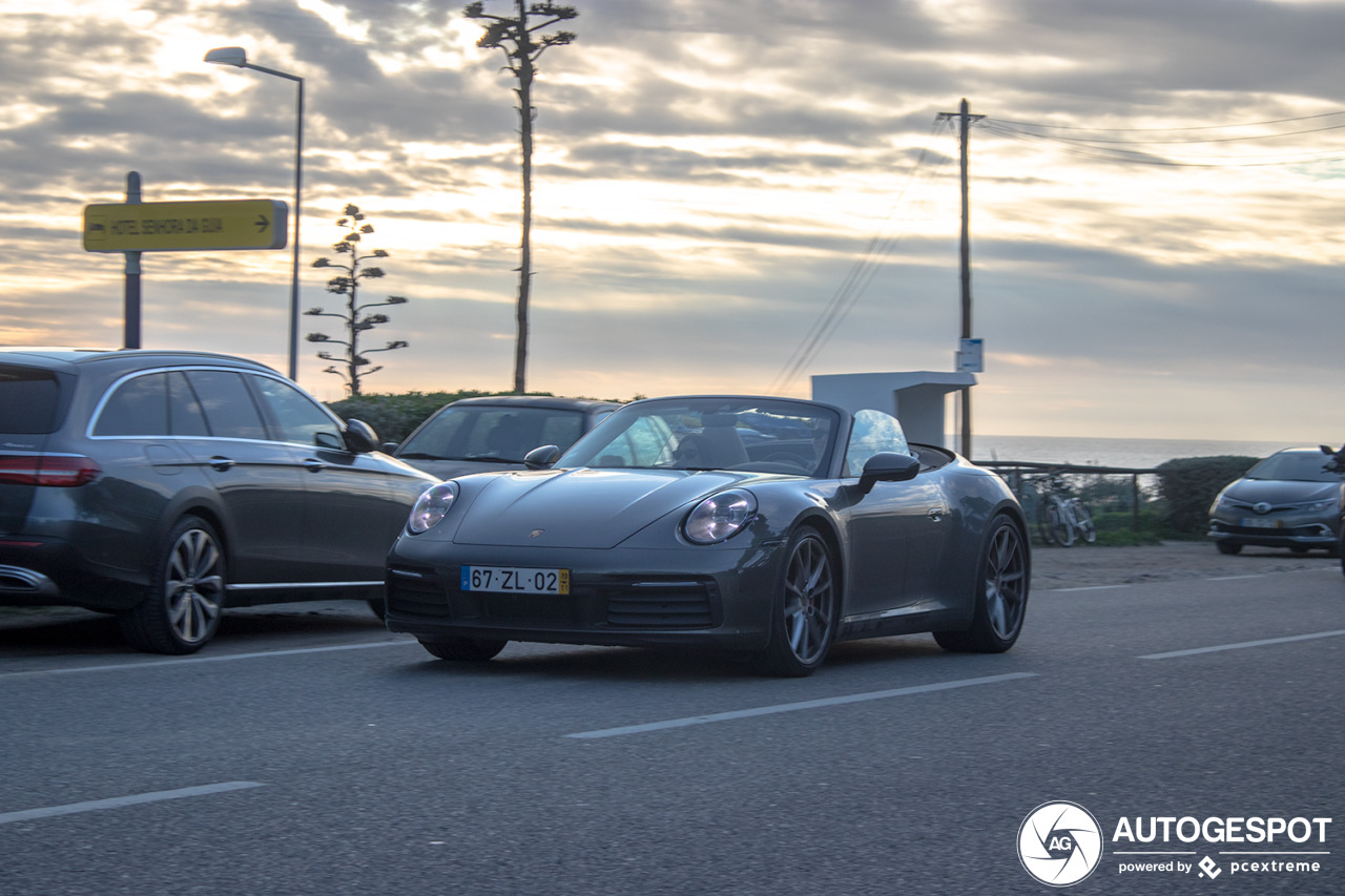 Porsche 992 Carrera 4S Cabriolet