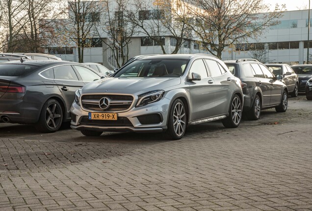 Mercedes-Benz GLA 45 AMG X156