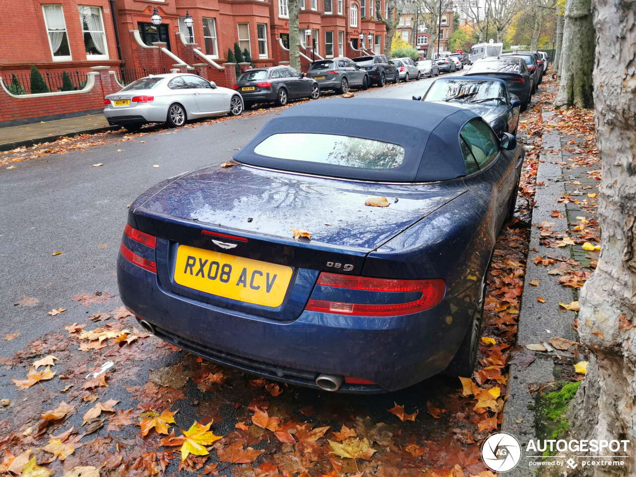 Aston Martin DB9 Volante