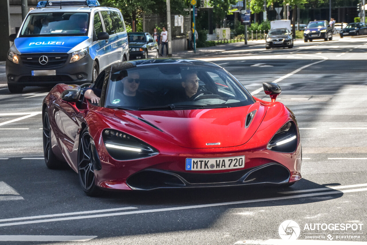 McLaren 720S