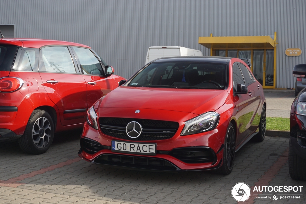 Mercedes-AMG A 45 W176 2015