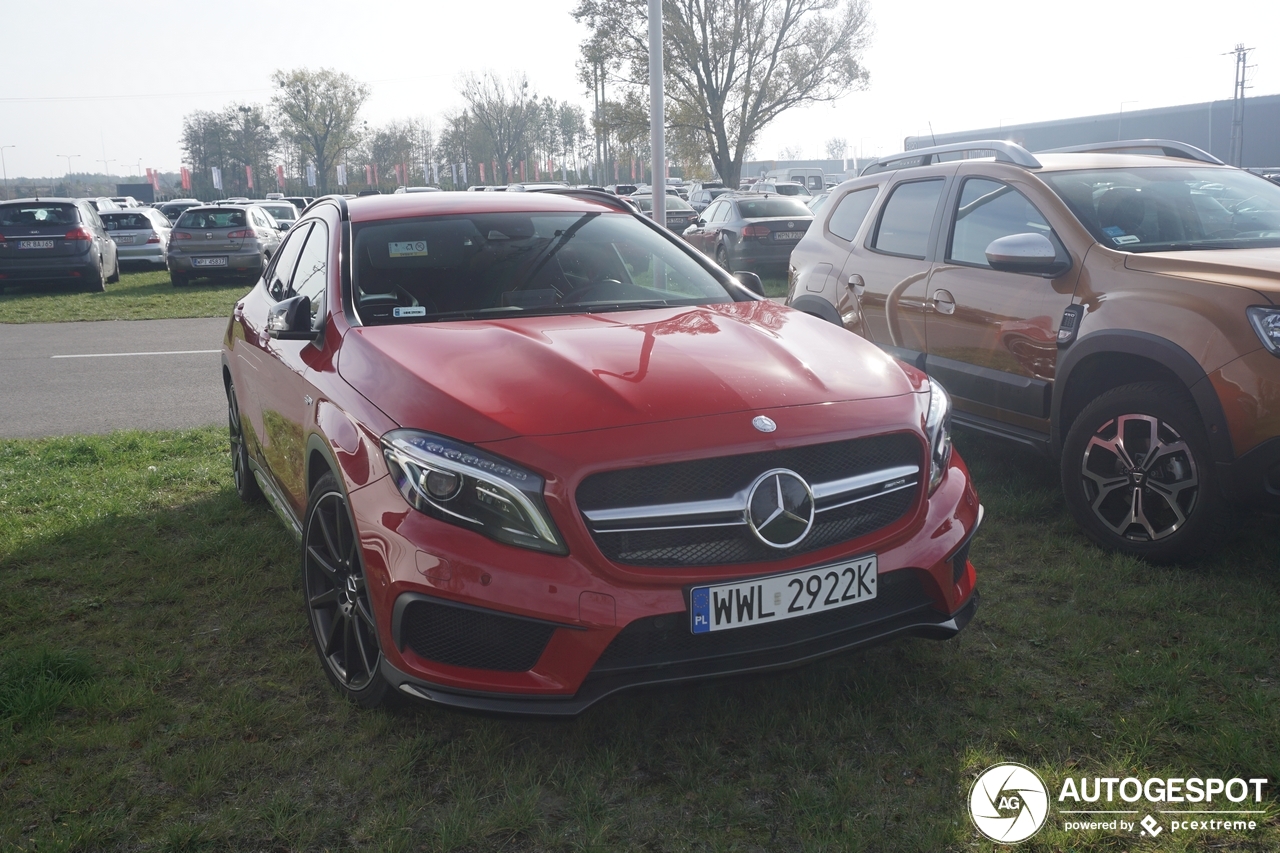 Mercedes-AMG GLA 45 X156