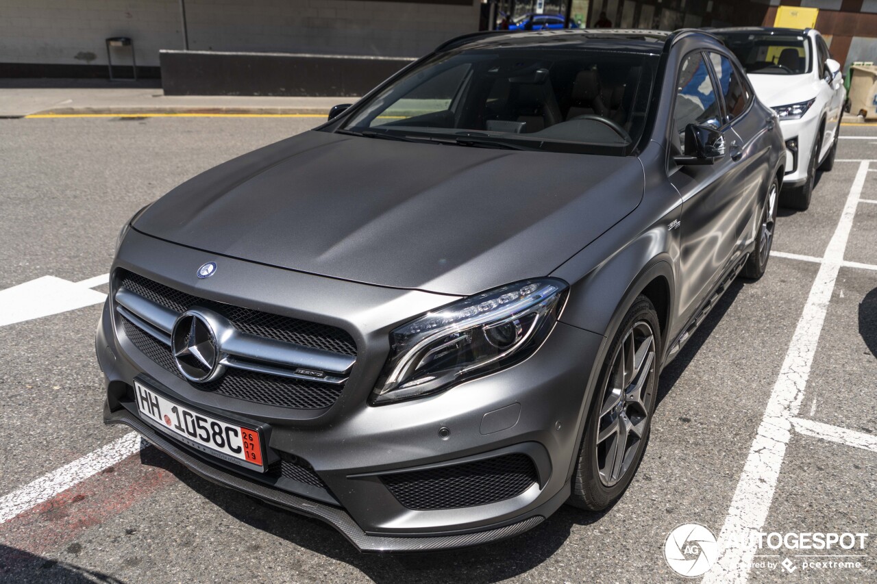 Mercedes-Benz GLA 45 AMG X156