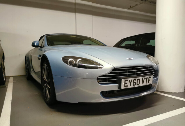 Aston Martin V8 Vantage Roadster