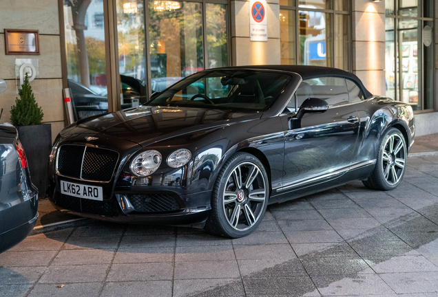 Bentley Continental GTC V8