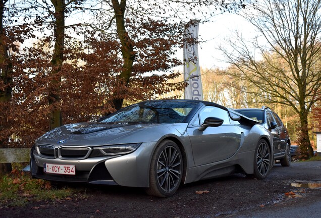 BMW i8 Roadster