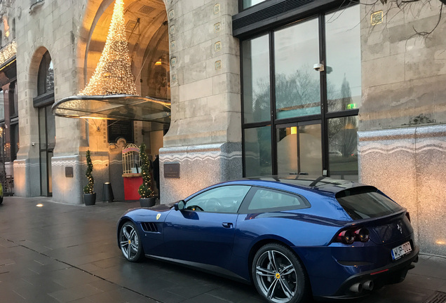 Ferrari GTC4Lusso