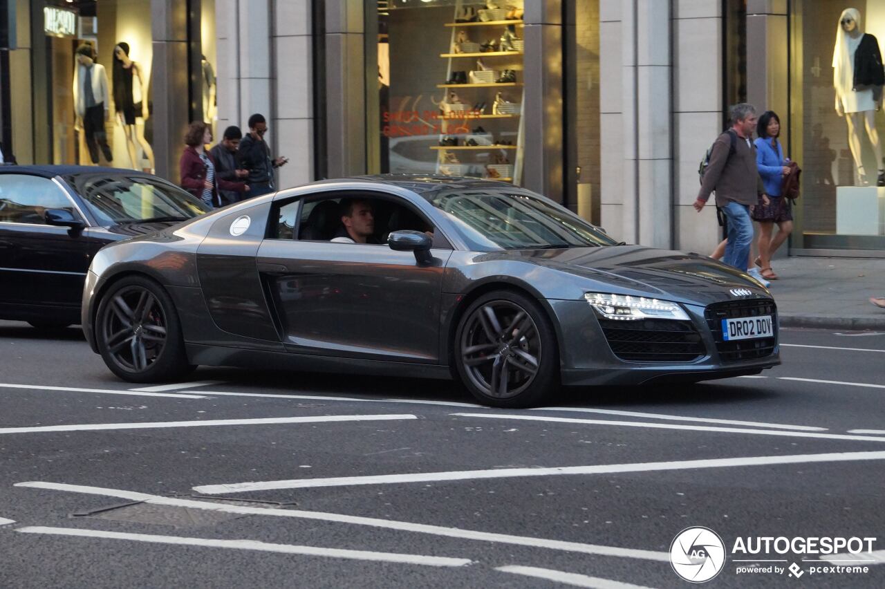 Audi R8 2013