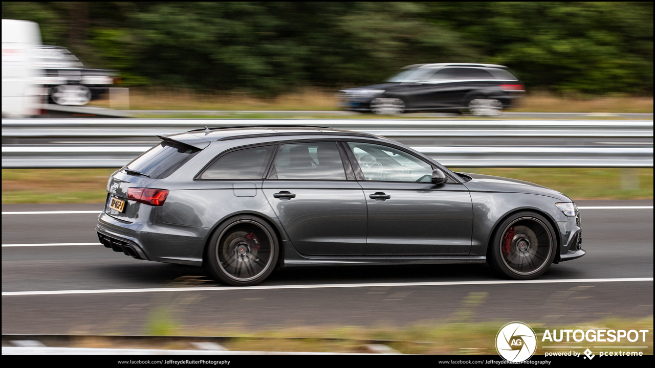 Audi RS6 Avant C7 2015