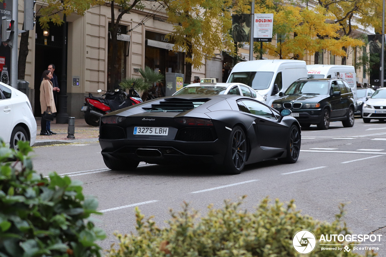 Lamborghini Aventador LP700-4