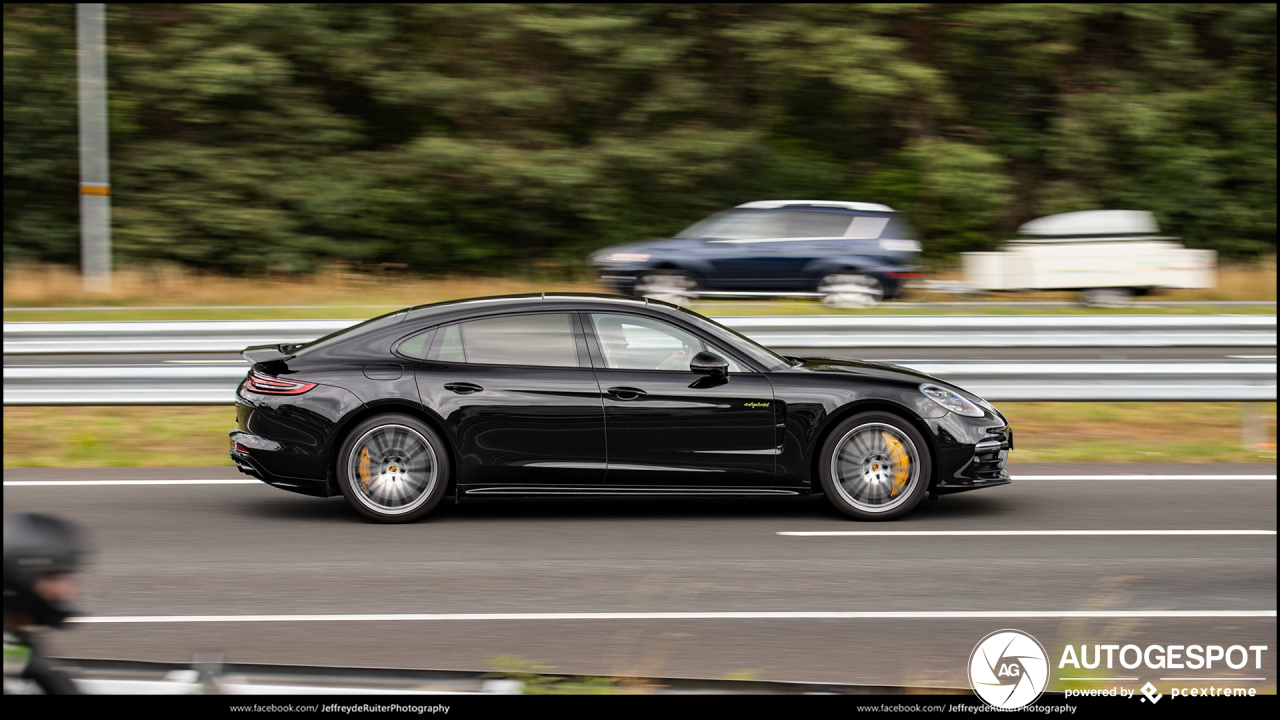 Porsche 971 Panamera Turbo S E-Hybrid Executive