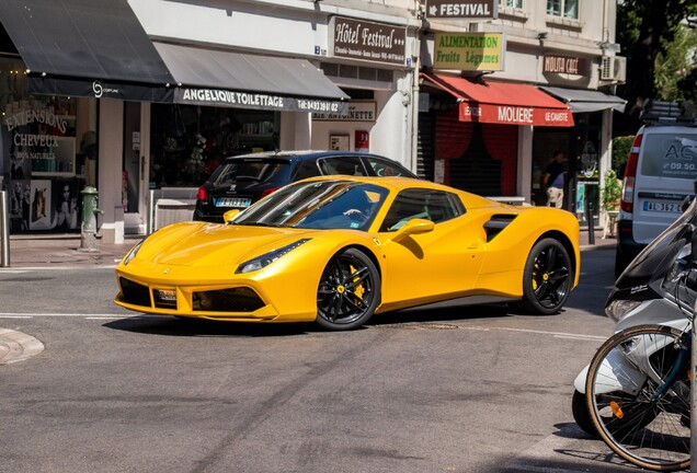 Ferrari 488 Spider