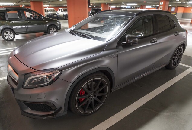 Mercedes-Benz GLA 45 AMG X156