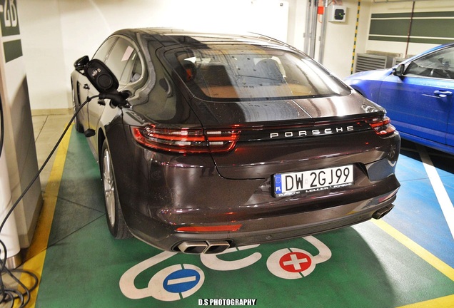 Porsche 971 Panamera Turbo S E-Hybrid