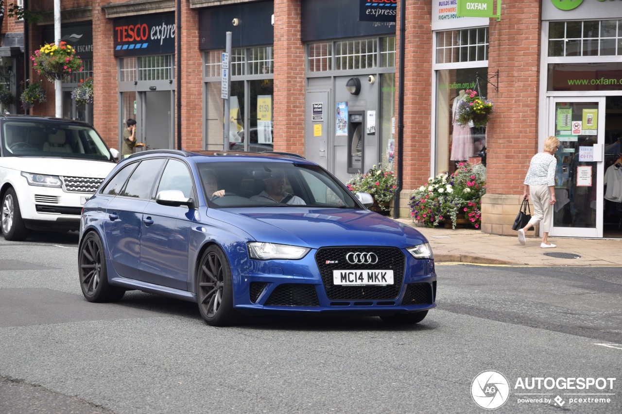 Audi RS4 Avant B8