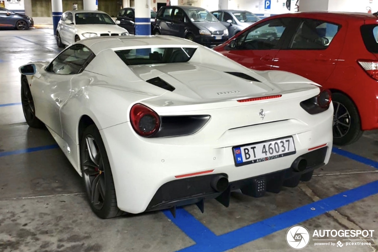 Ferrari 488 Spider