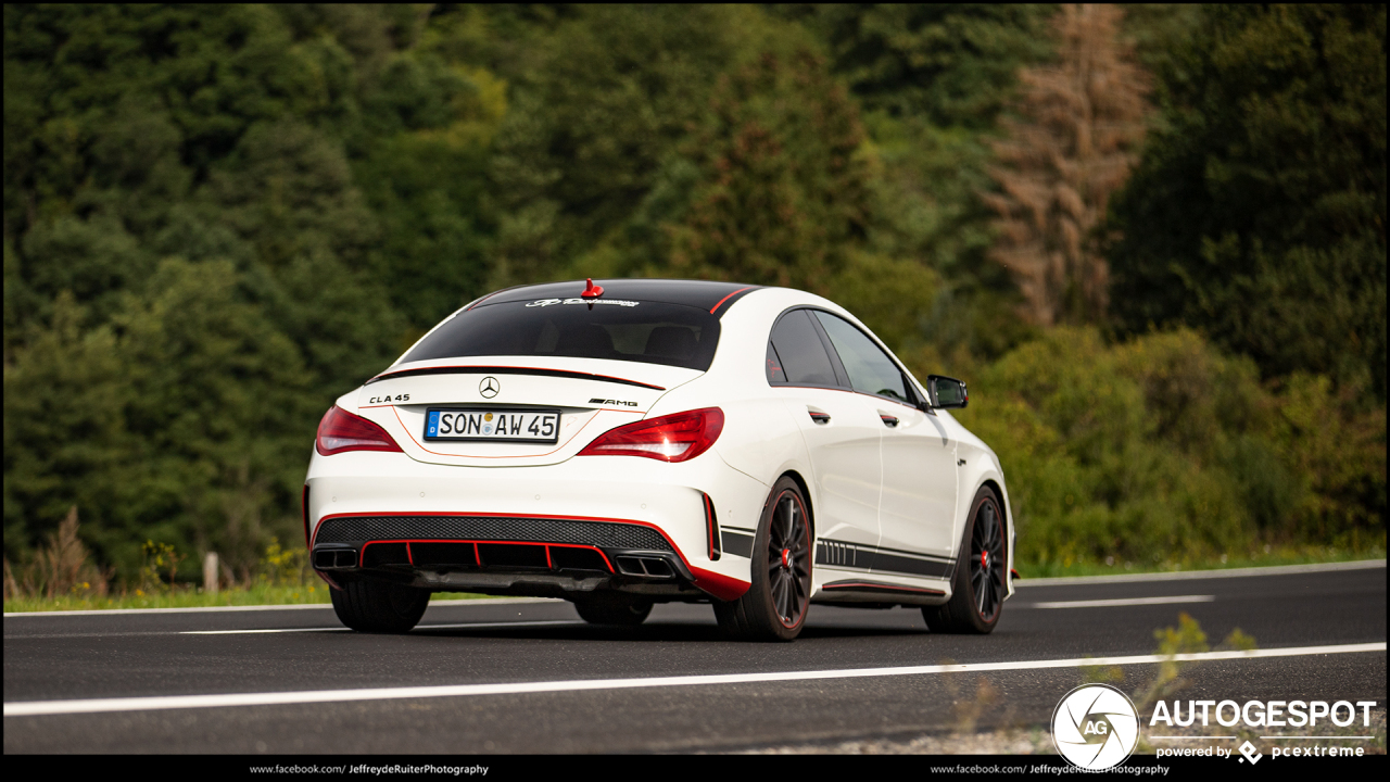 Mercedes-Benz CLA 45 AMG OrangeArt Edition C117