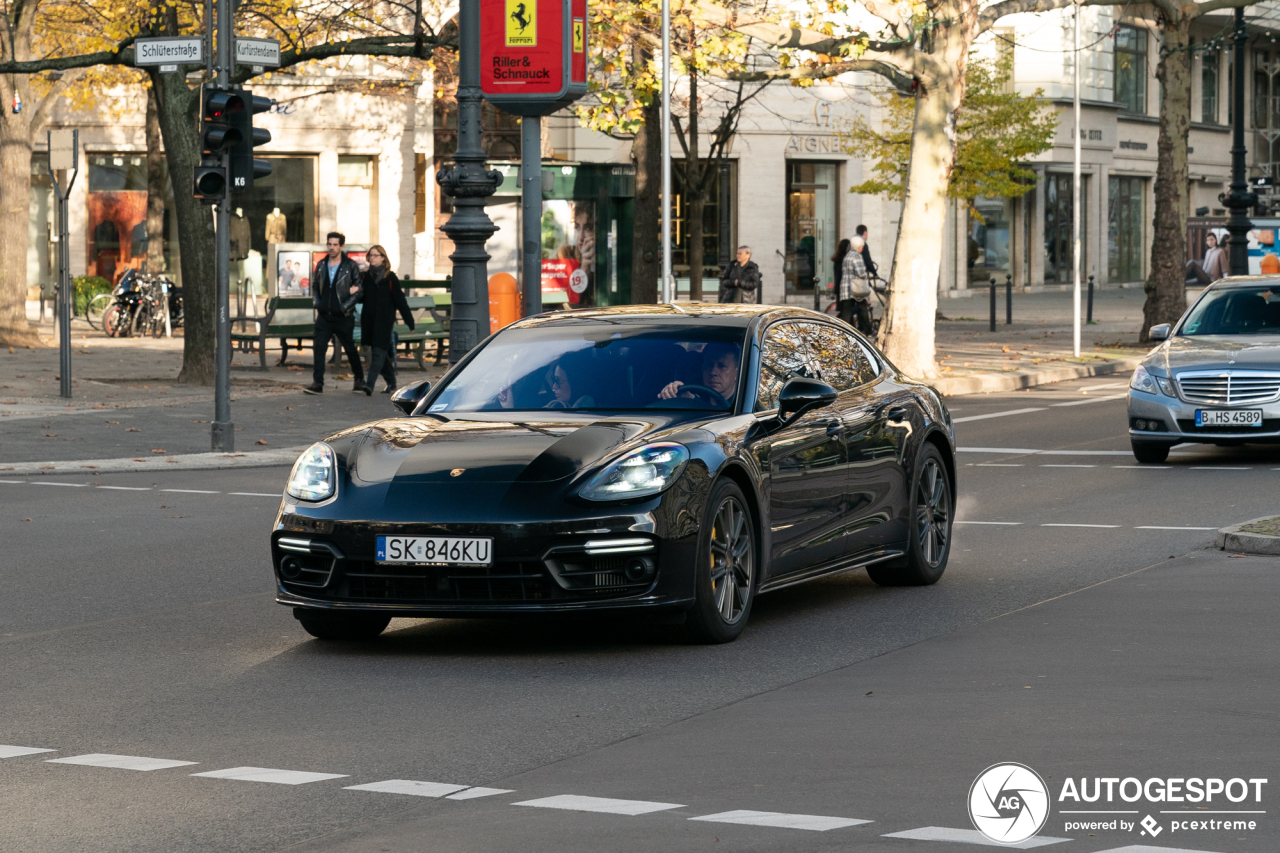 Porsche 971 Panamera Turbo