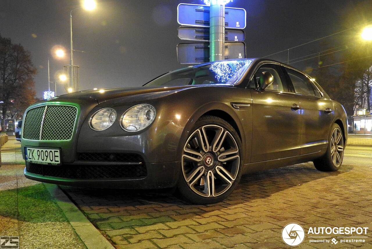 Bentley Flying Spur V8