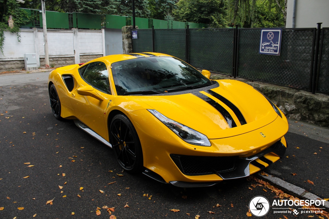 Ferrari 488 Pista