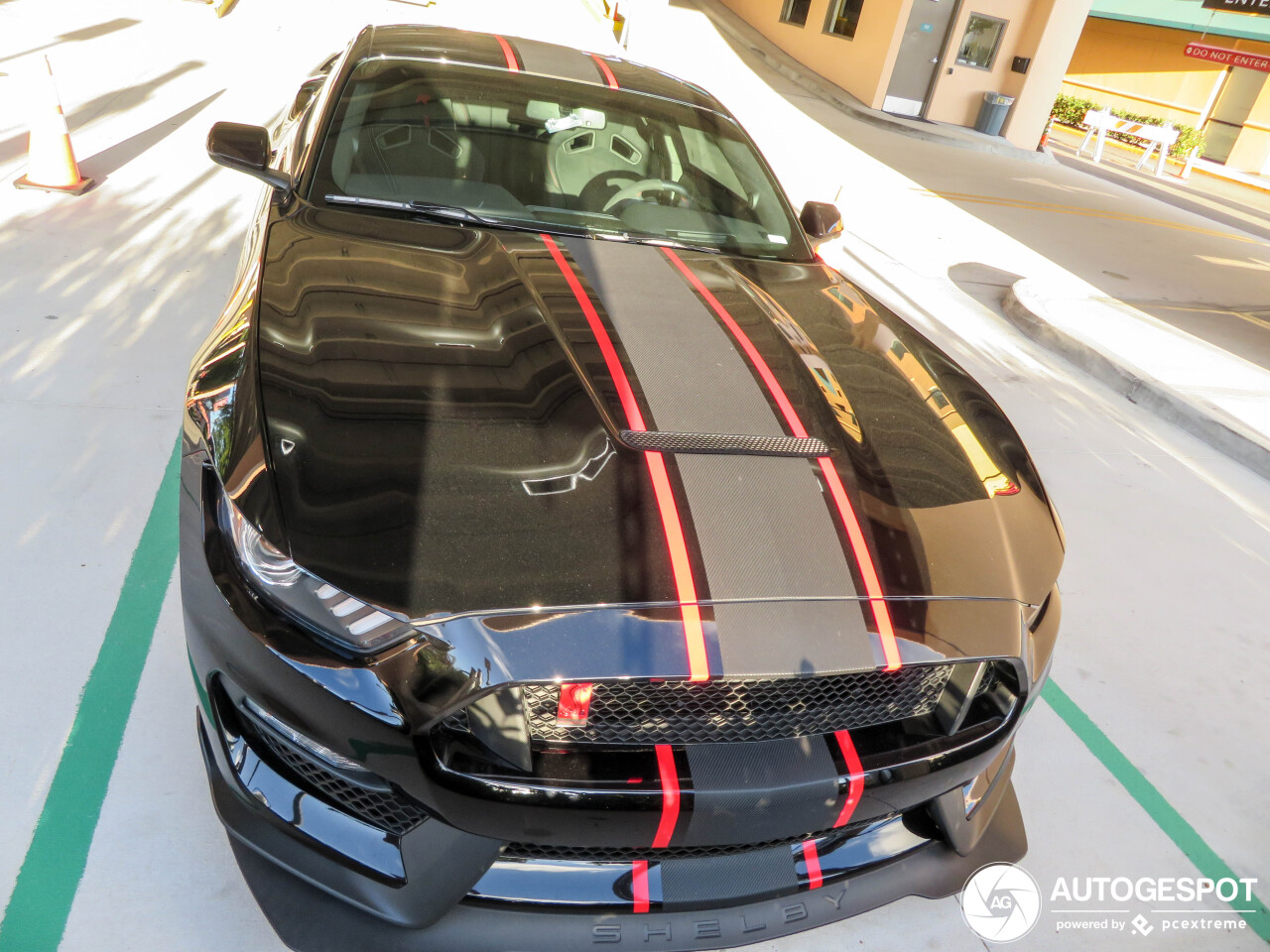 Ford Mustang Shelby GT350 2015