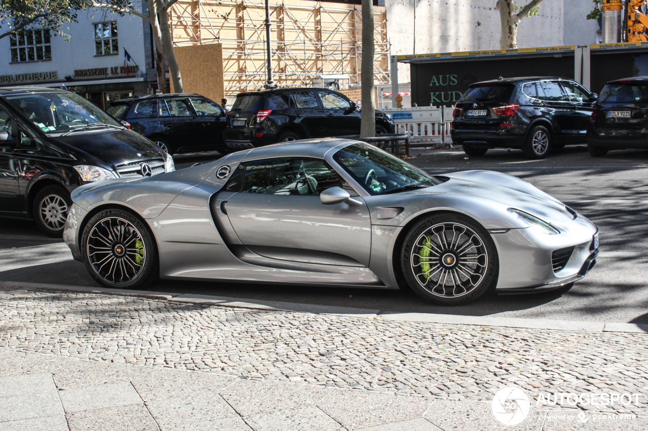 Porsche 918 Spyder - 12 December 2019 - Autogespot